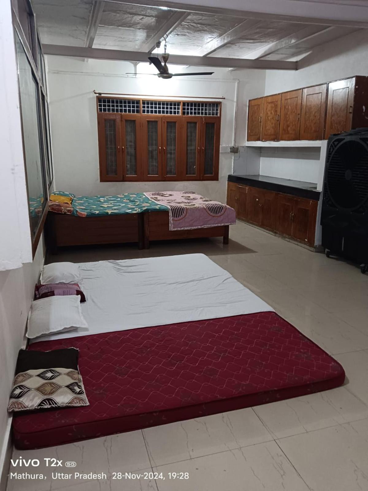 Hari Krishnam Residency Ξενοδοχείο Mathura Εξωτερικό φωτογραφία